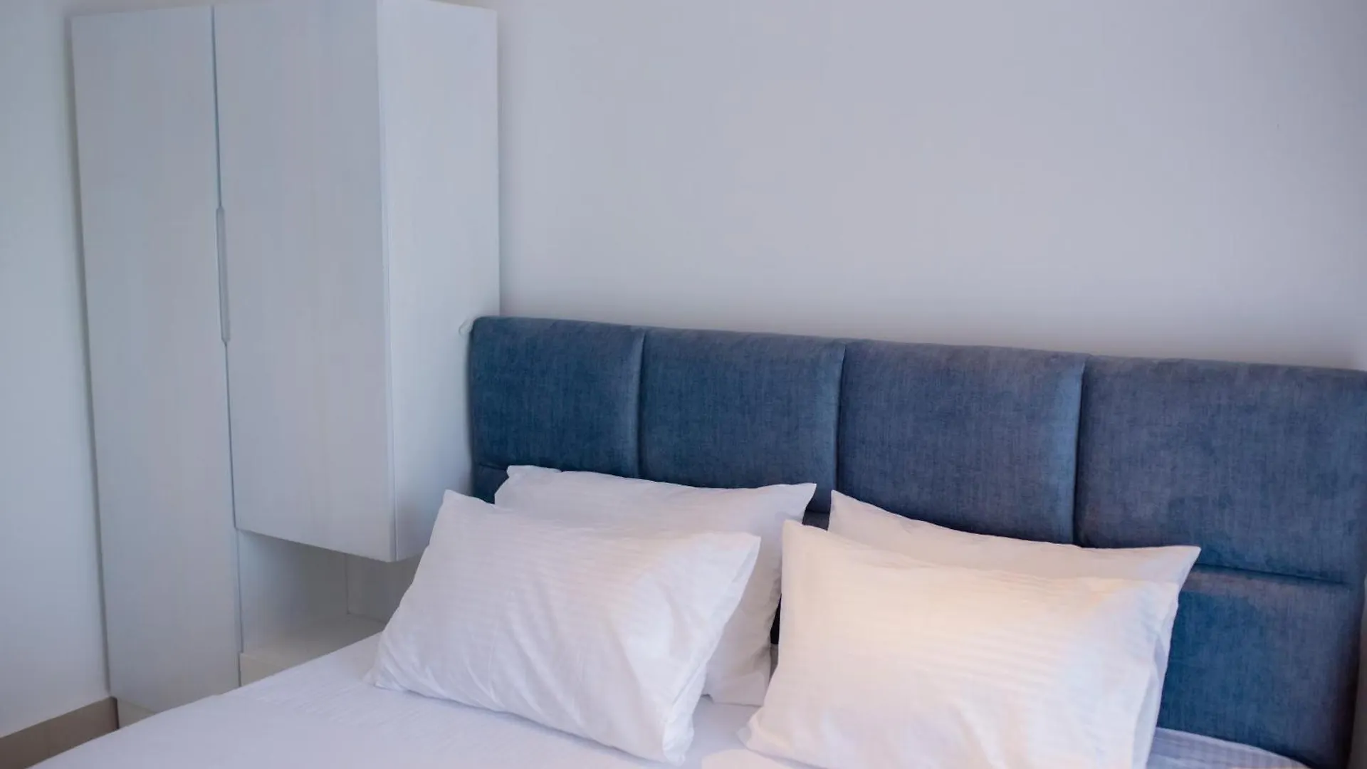Santorini 2Br Resort Apt - Negombo Beach & Airport Sri Lanka