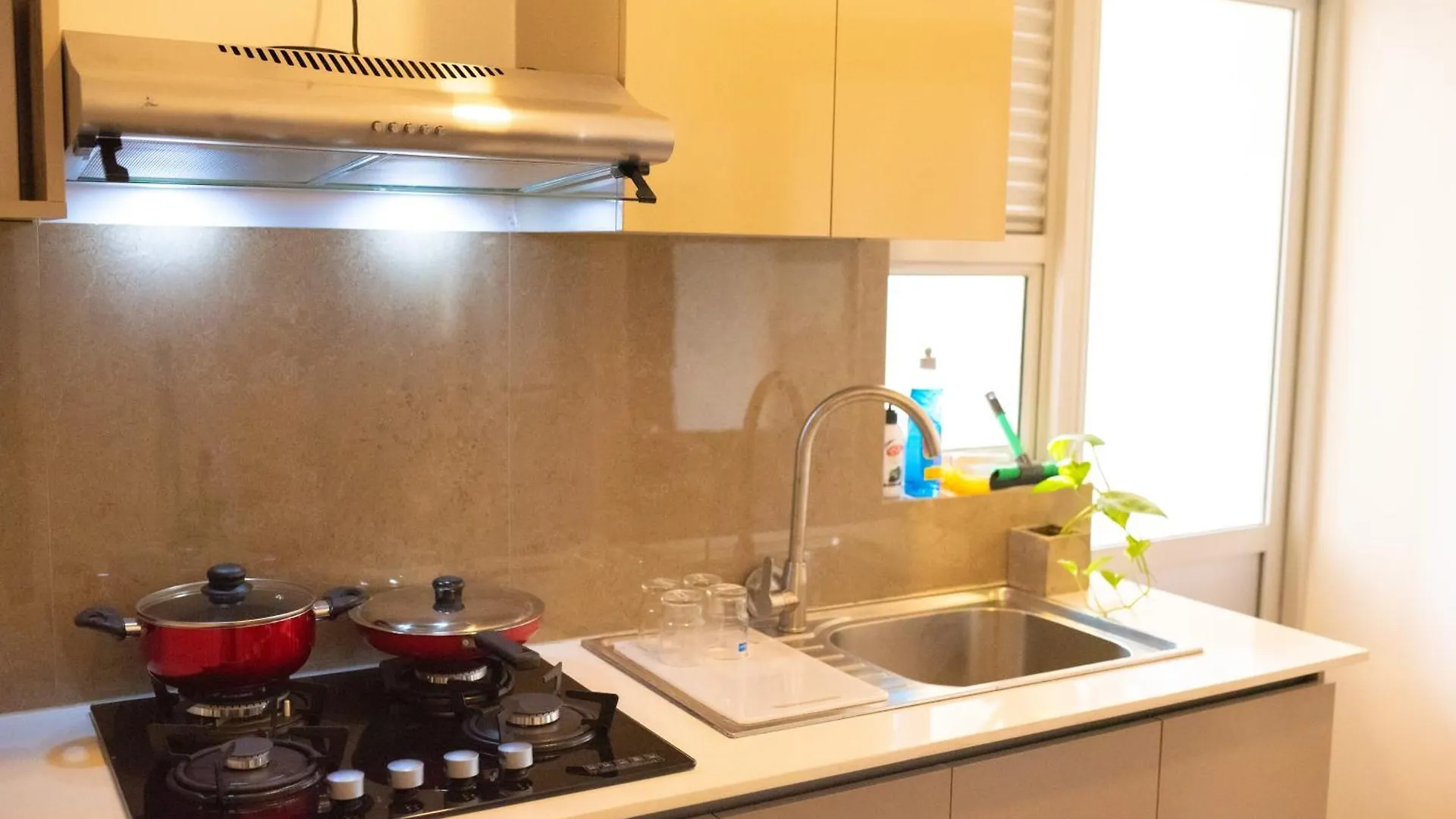 Apartment Santorini 2Br Resort Apt - Negombo Beach & Airport