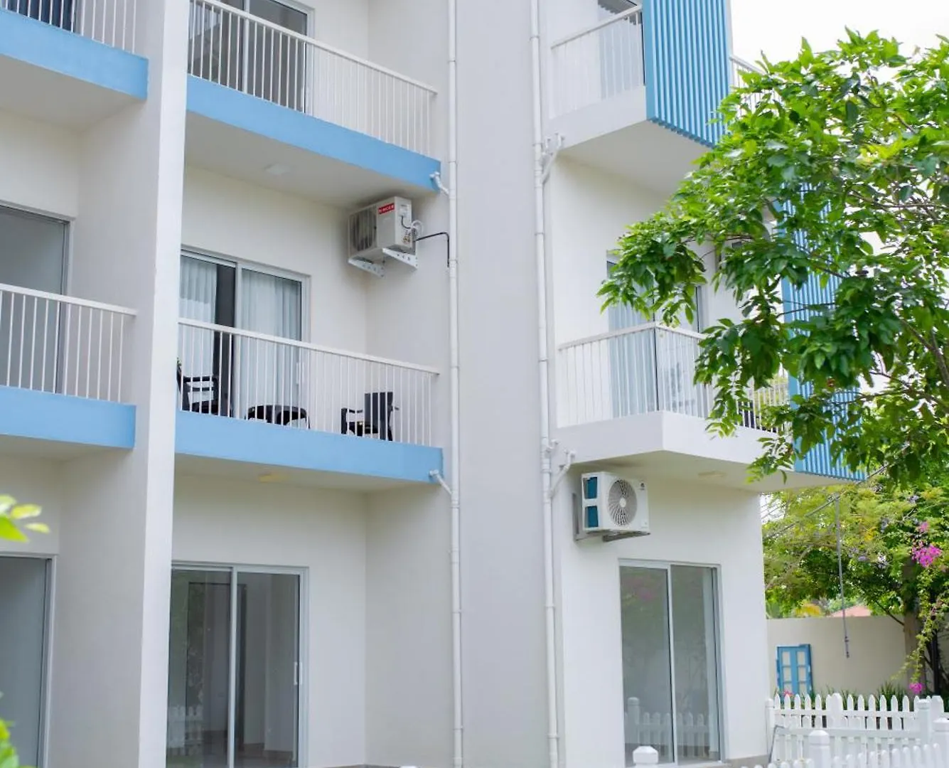 Santorini 2Br Resort Apt - Negombo Beach & Airport Sri Lanka
