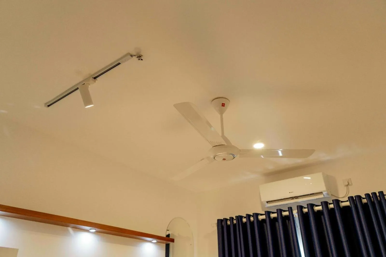 Apartment Santorini 2Br Resort Apt - Negombo Beach & Airport