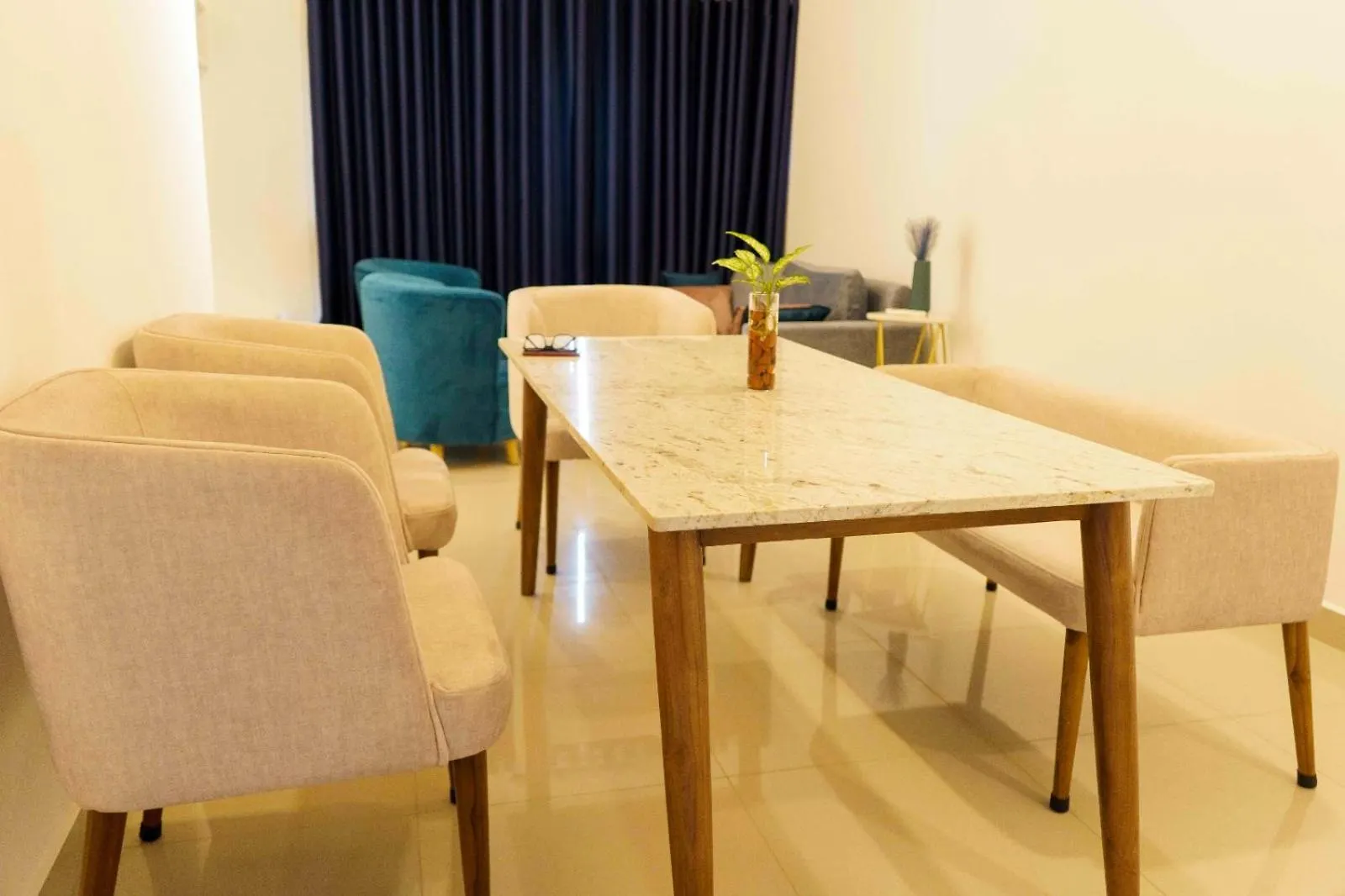 Santorini 2Br Resort Apt - Negombo Beach & Airport